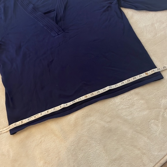 Cable & Gauge Navy Blue 3/4 Sleeve V Neck Blouse - Picture 8 of 11